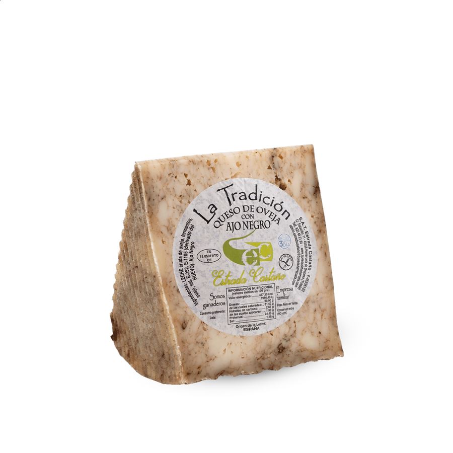 Quesería Estrada Castaño - La Tradición cuñas de queso de oveja con ajo negro 350-400g aprox, 3uds